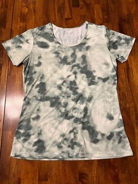 32 Degrees Athletic Short Sleeve Tee | Sage Green Tie-Dye